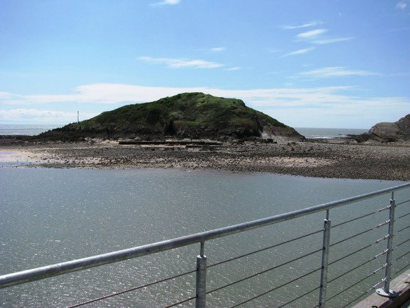Mumbles Pier And Island 01