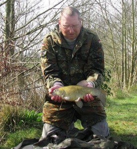 2lb 15 oz Tench