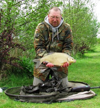 2015-05-12 Steve 4lb 11oz Bream