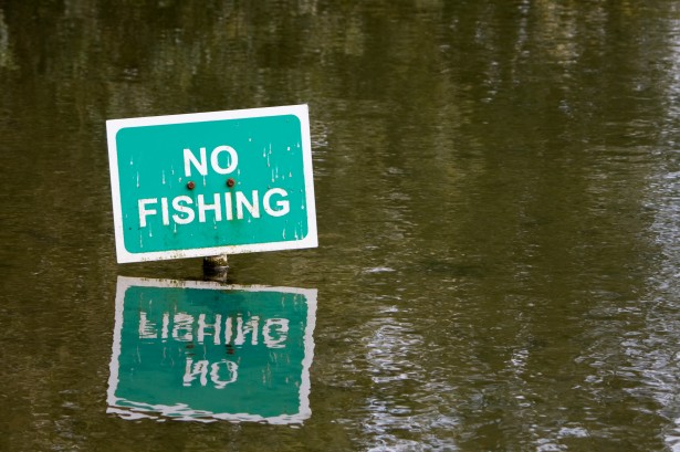 no-fishing-sign