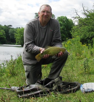 2015-07-07 Steve 2lb 11oz Tench