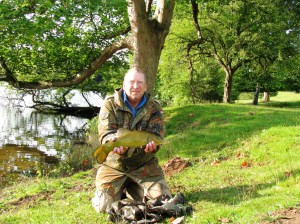 2015-08-25 Steve - Tench 3lb 8oz