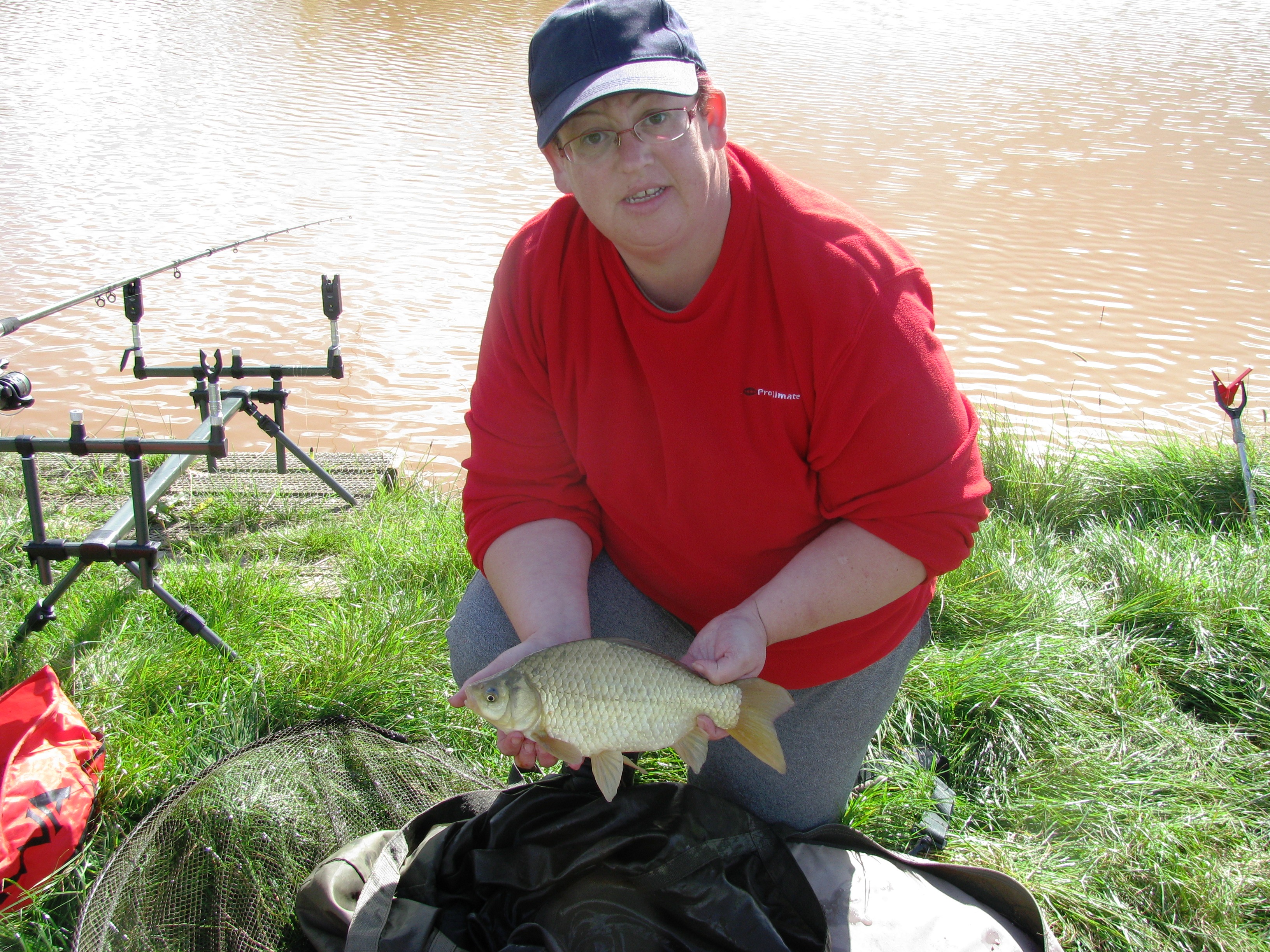 2016-09-30-liz-1lb-12oz-crucian-carp-01