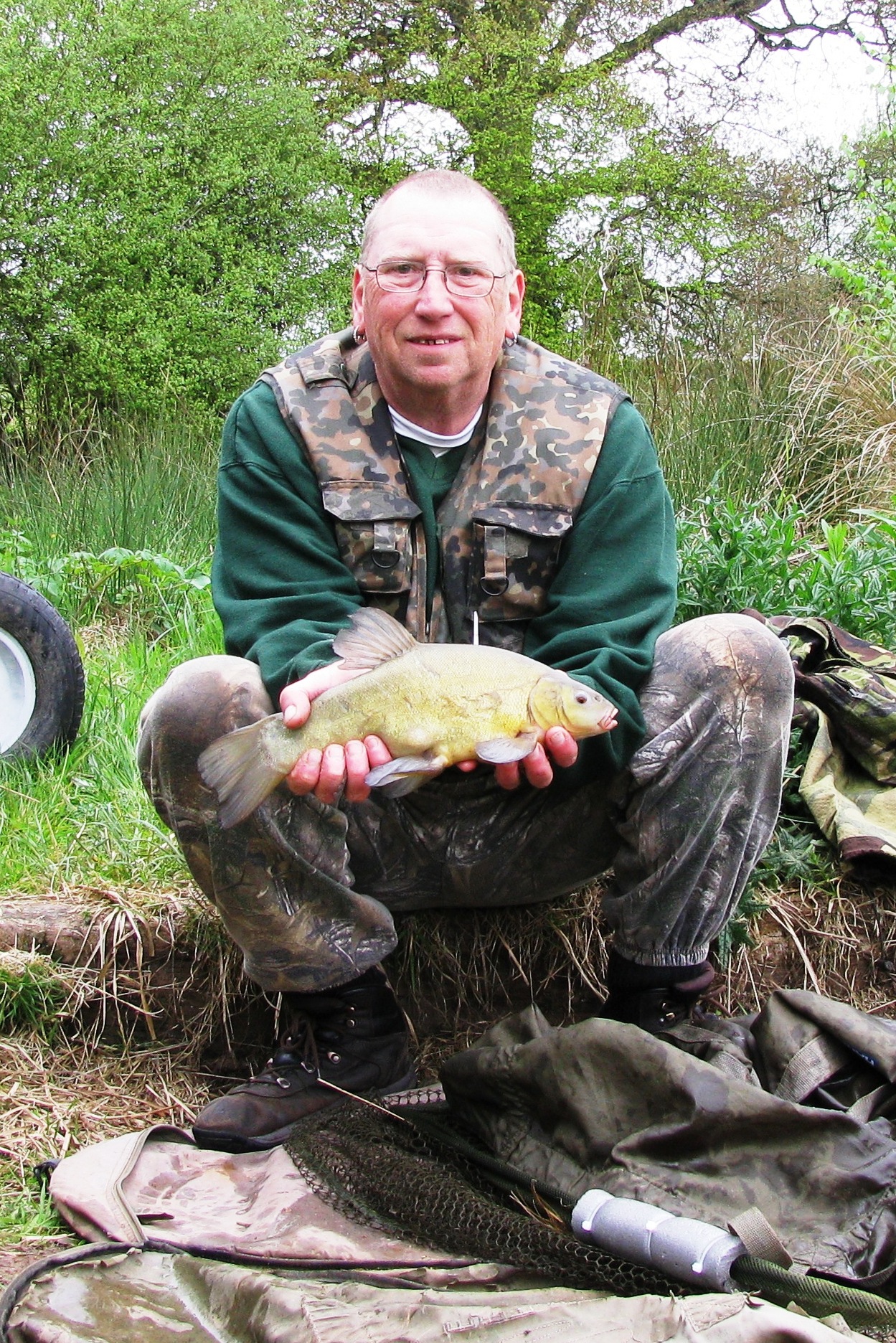 2017-04-21 Steve - 2lb 0oz Tench