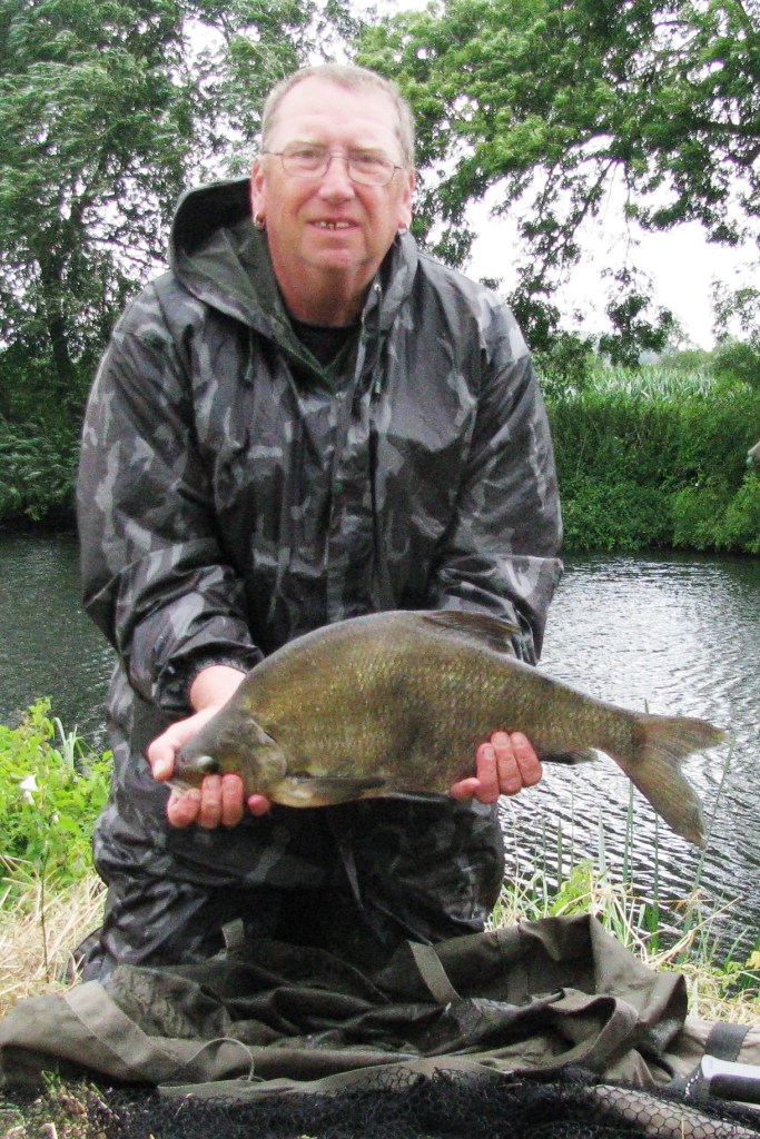 2017-07-28 Steve - 5lb 12oz Bream 01