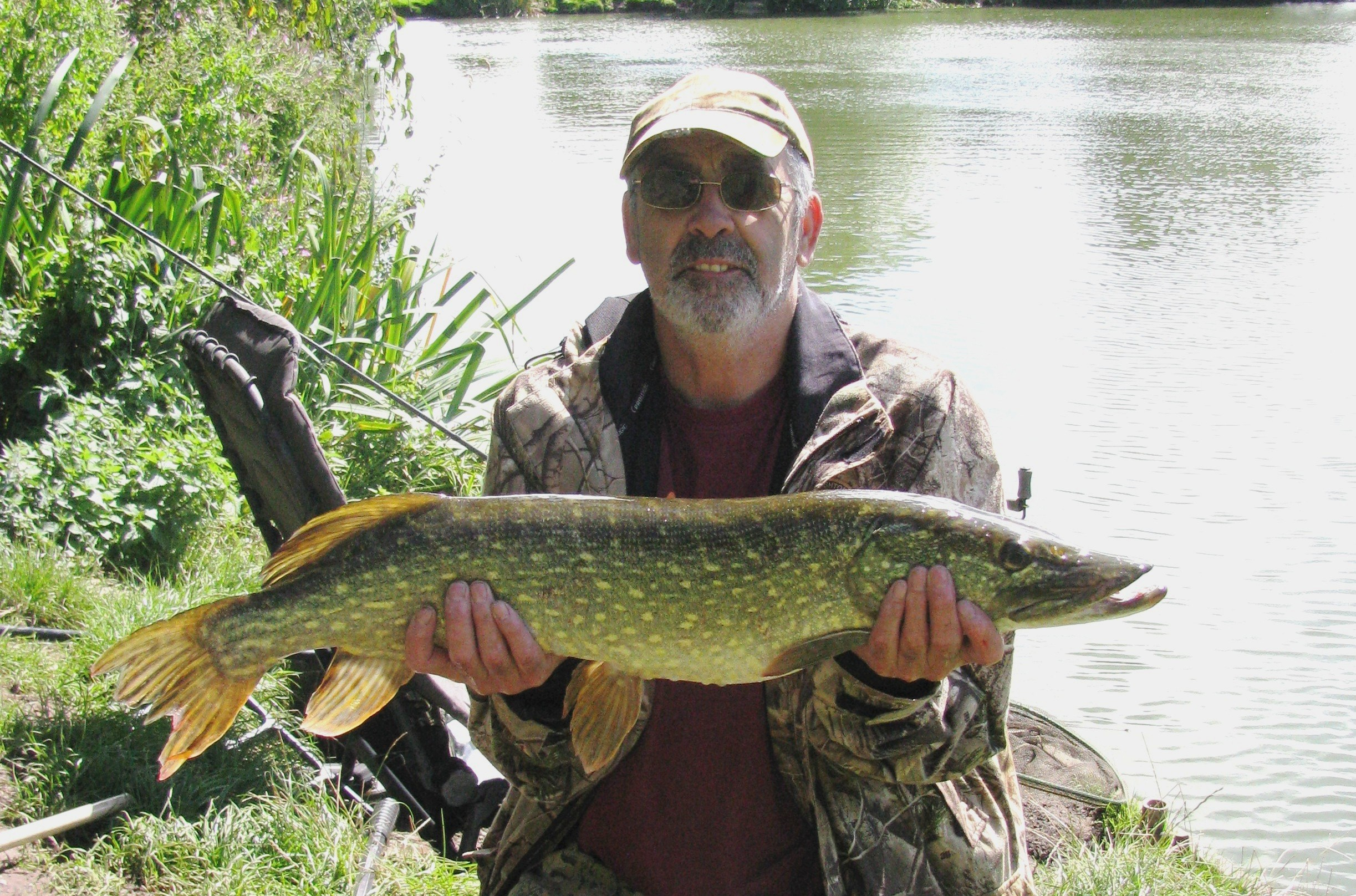 2017-08-18 Martin Hadfield - 10+lb Pike 02