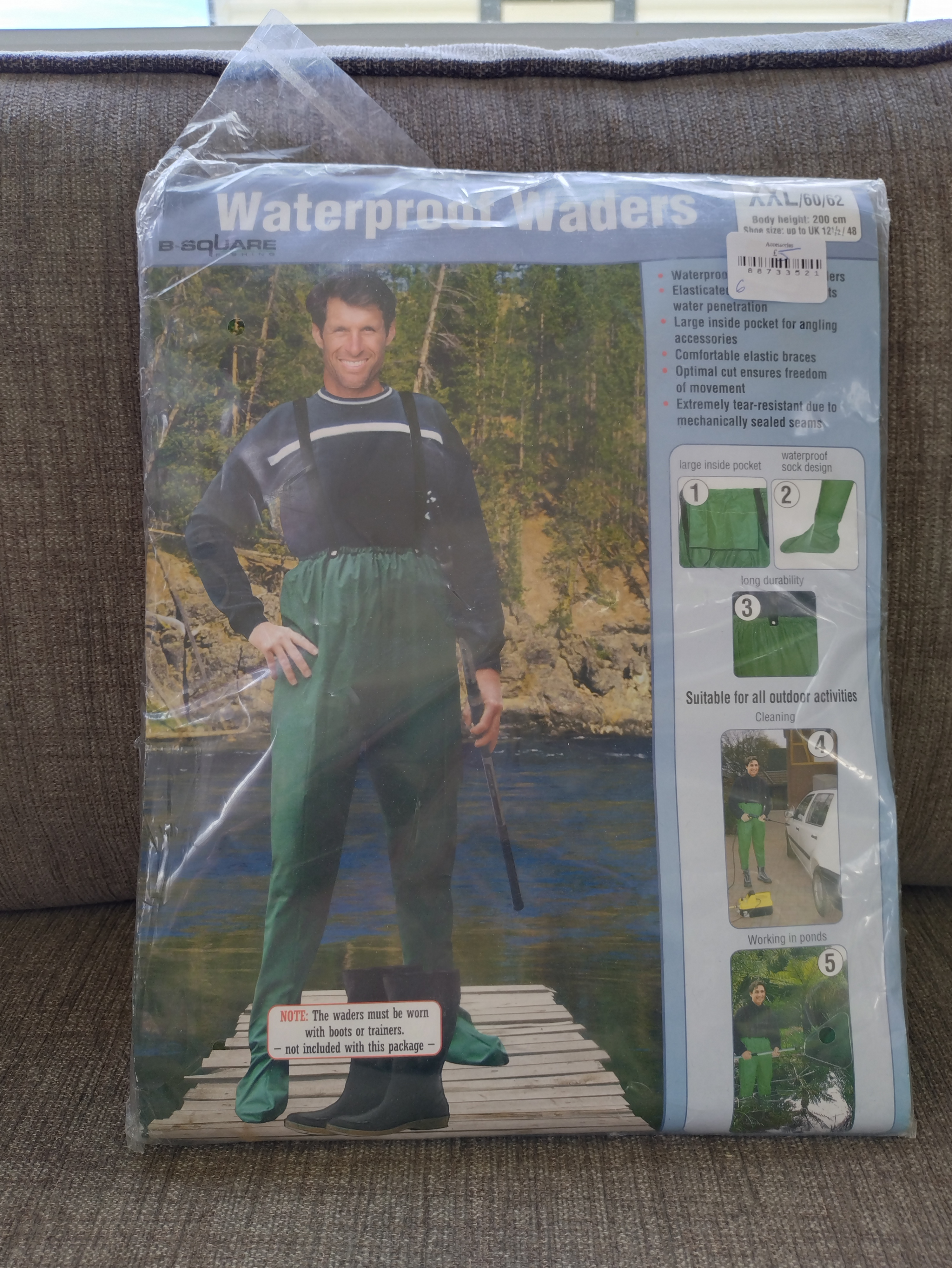 2024-05-17 Charity Shop Waders
